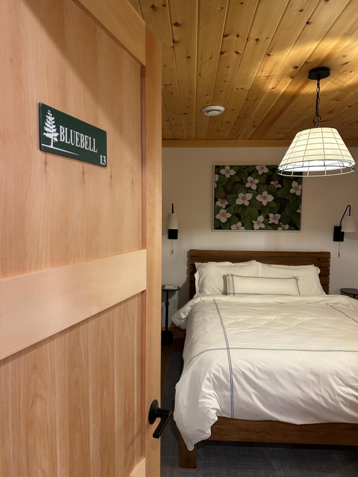 Haliburton Post House Hotell Minden Eksteriør bilde
