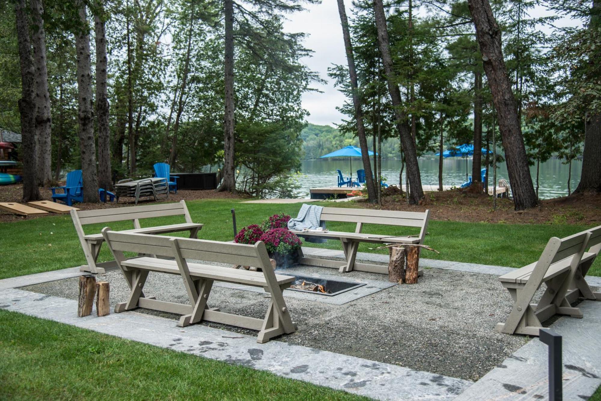 Haliburton Post House Hotell Minden Eksteriør bilde